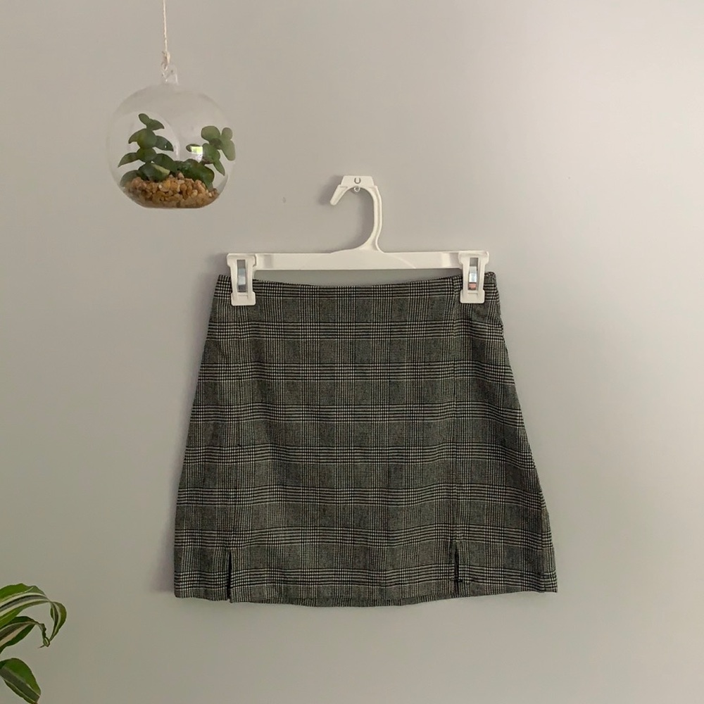Brandy Melville skirt, one size (small)